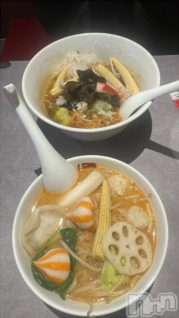 新潟デリヘル奥様特急 新潟店(オクサマトッキュウニイガタテン)まいん(21)の2026年8月14日写メブログ「華金🎶」