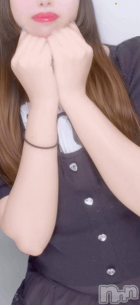新潟デリヘル奥様特急 新潟店(オクサマトッキュウニイガタテン)まいん(21)の2026年8月21日写メブログ「出勤🫶🏻」