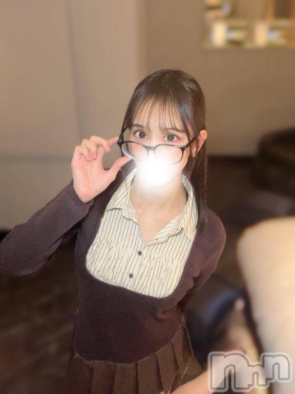 長岡デリヘルROOKIE(ルーキー)ゆりか☆プラチナ(21)の2026年3月26日写メブログ「お腹すいたあ🥺」