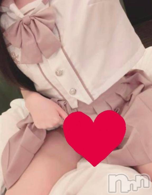 長岡デリヘルROOKIE(ルーキー) リル(22)の1月1日写メブログ「🩶柔らかい唇で🩶」