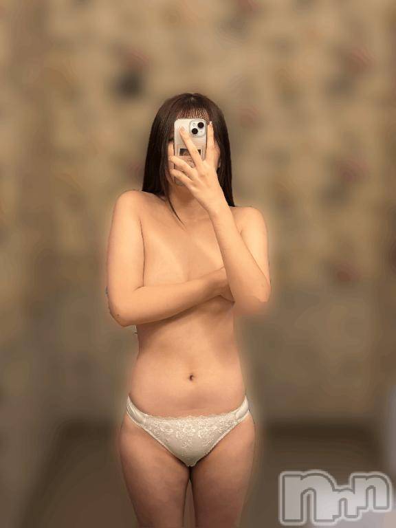 上越デリヘルBLUE BIRD上越店(ブルーバード上越店) あゆり(20)の1月8日写メブログ「あと数時間💦」