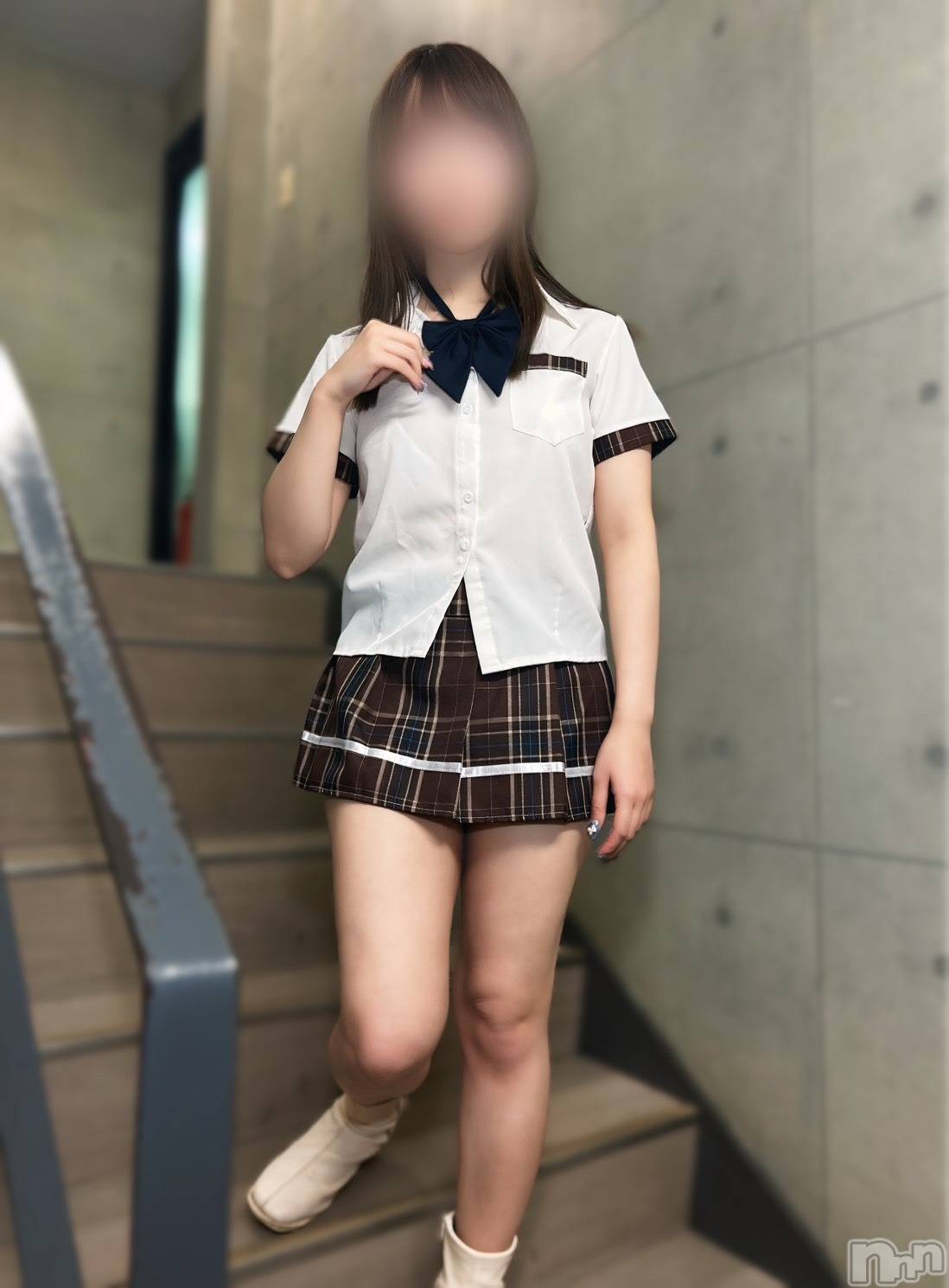 にいな