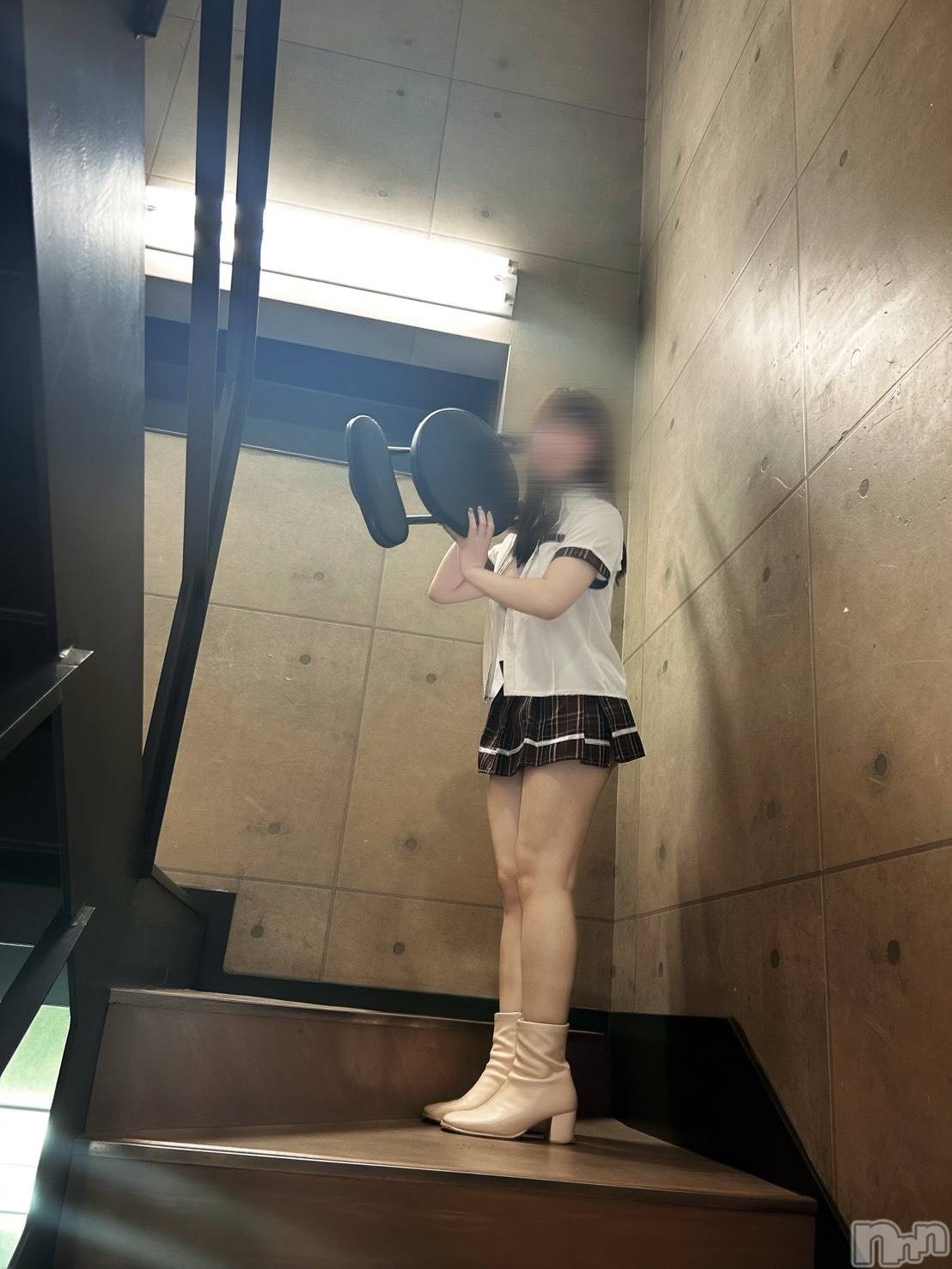 にいな