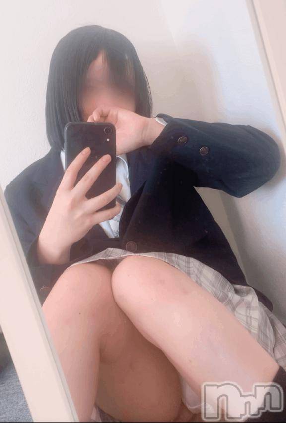 長岡デリヘル純・無垢(ジュンムク) みこと(18)の1月10日写メブログ「これからはじめてのお兄様に会います💕」