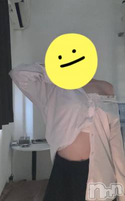 新潟メンズエステ MYIRO　-マイロ-(マイロ) せり(26)の4月9日写メブログ「シャツ…どうかな👔🩷」