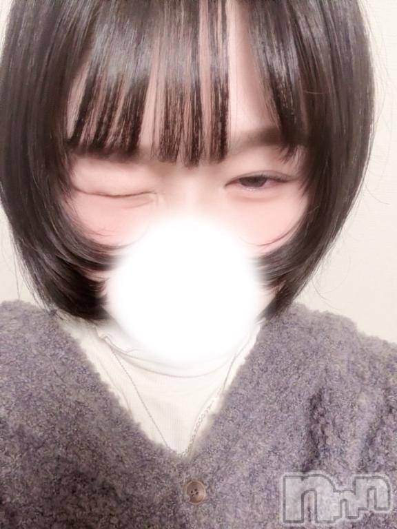 新潟デリヘル奥様特急 新潟店(オクサマトッキュウニイガタテン) れおな(25)の2月11日写メブログ「枠空いてましゅ(*´꒳`*)」