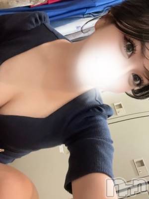 詩乃みなみ(21) 身長165cm、スリーサイズB83(C).W57.H85。上越デリヘル RICHARD（リシャール）(リシャール)在籍。