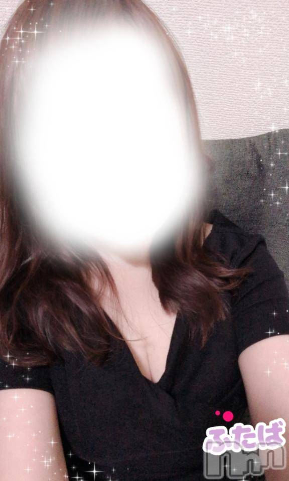 新潟デリヘル人妻不倫処　桃屋　新潟店(ヒトヅマフリンドコロモモヤ)ふたば・乳首責め大好き(38)の2026年9月22日写メブログ「出勤しております🍑」