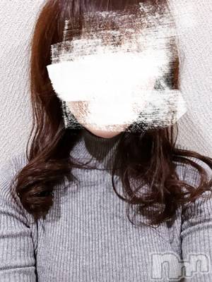 ふたば・明日入店(38) 身長151cm、スリーサイズB87(D).W59.H86。新潟デリヘル 人妻不倫処　桃屋　新潟店(ヒトヅマフリンドコロモモヤ)在籍。