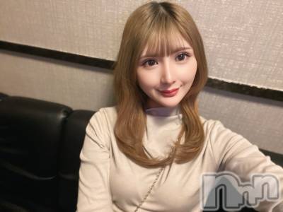 ���ܱ������ʥå��������륺�С�Lounge FLEUR(�饦�󥸥ե롼��) �椫(25)��2��19���̥�֥����ָ�Ǽ���