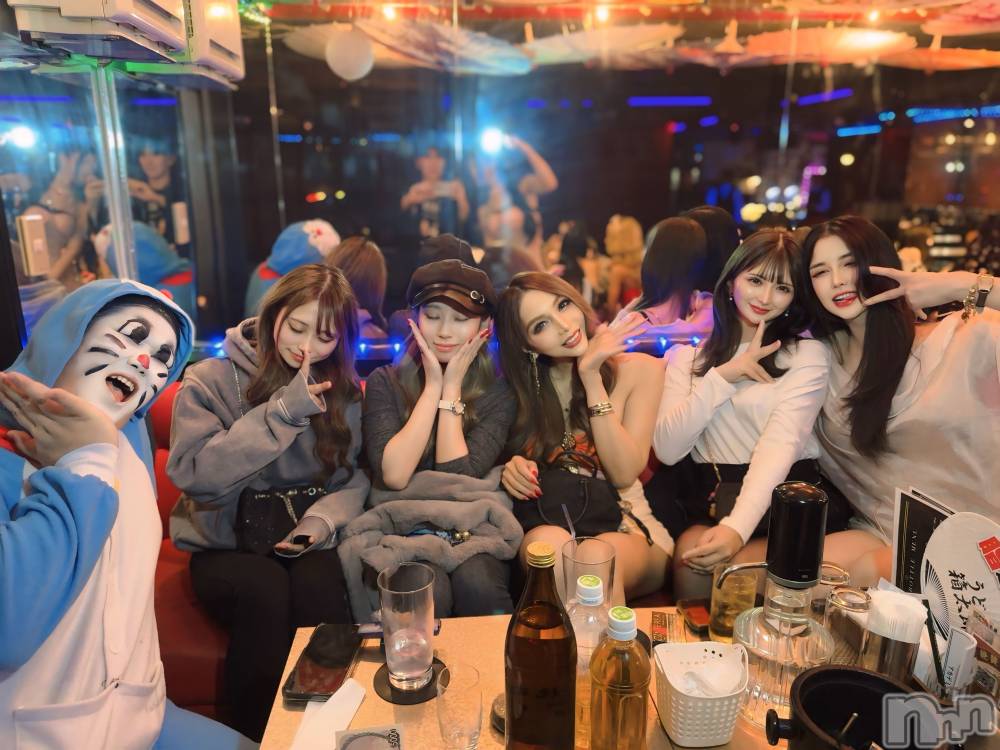 ���ܱ������ʥå��������륺�С�Lounge FLEUR(�饦�󥸥ե롼��) �ޤߤ�3��7���̥�֥����֤����ѡ���