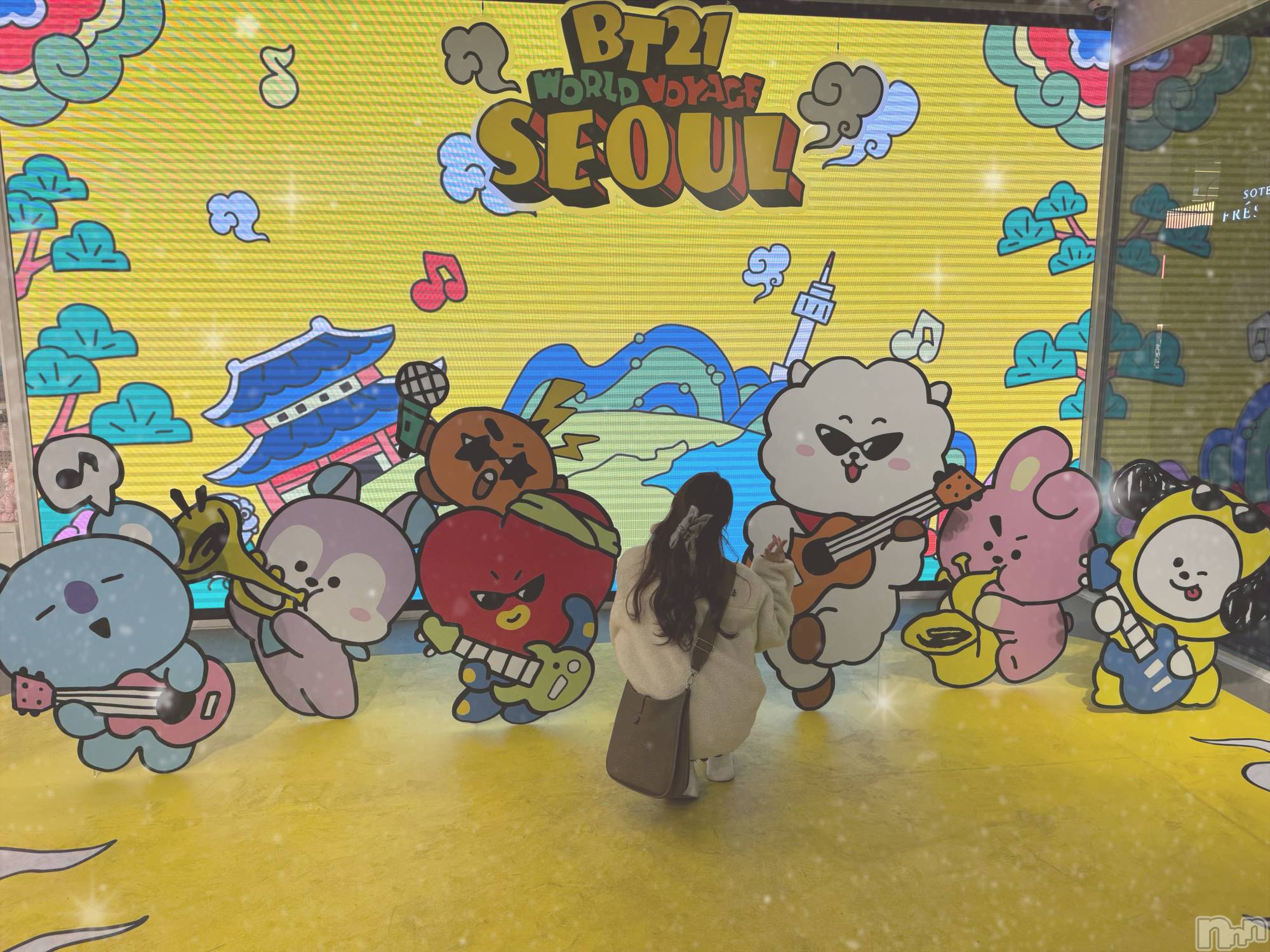 ���ܱ������ʥå��������륺�С�Lounge FLEUR(�饦�󥸥ե롼��) ��2026ǯ3��30���̥�֥�����LINEFRIENDS��