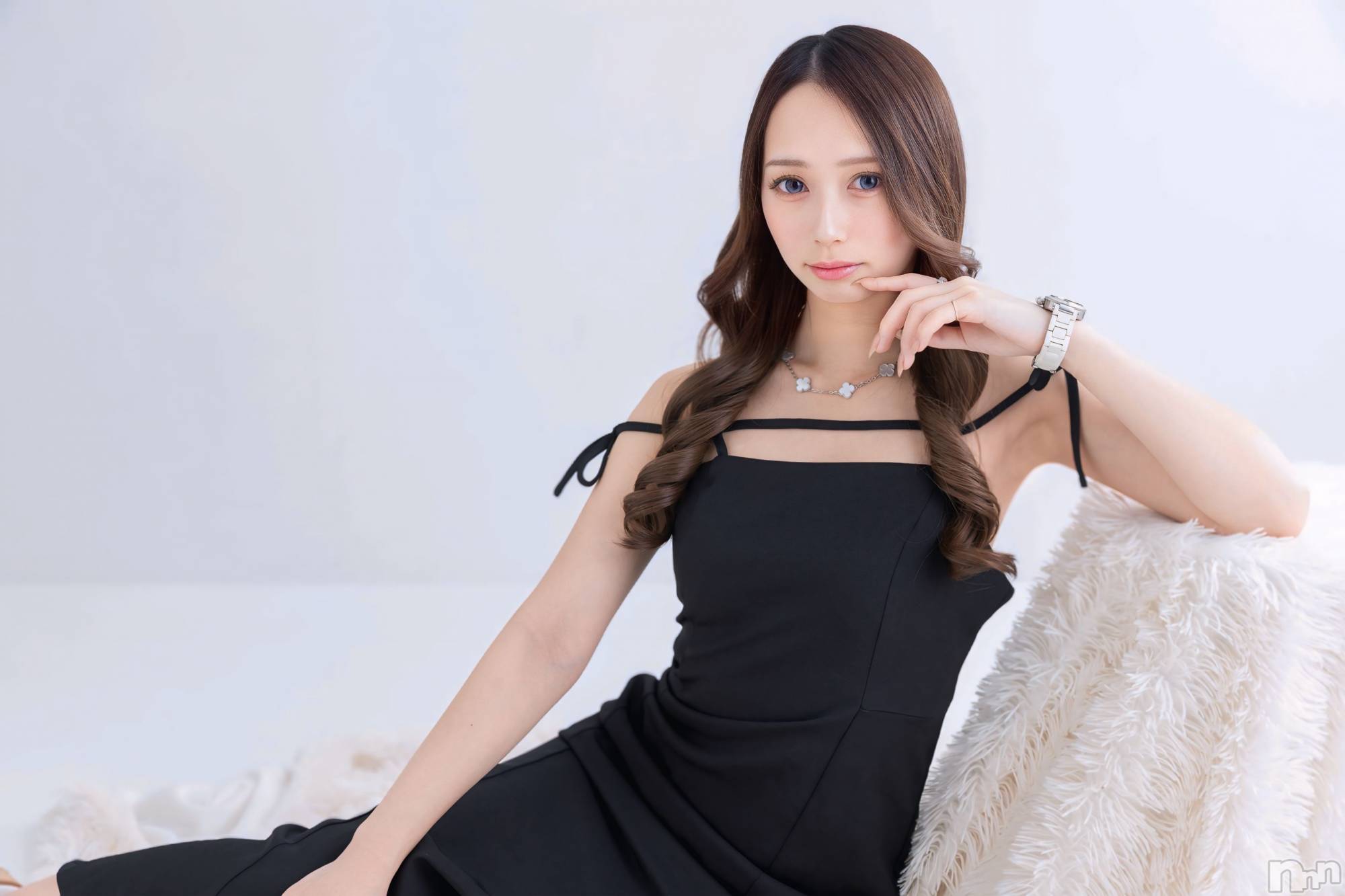 ���ܱ������ʥå��������륺�С�Lounge FLEUR(�饦�󥸥ե롼��) ��2026ǯ6��19���̥�֥����֤�������