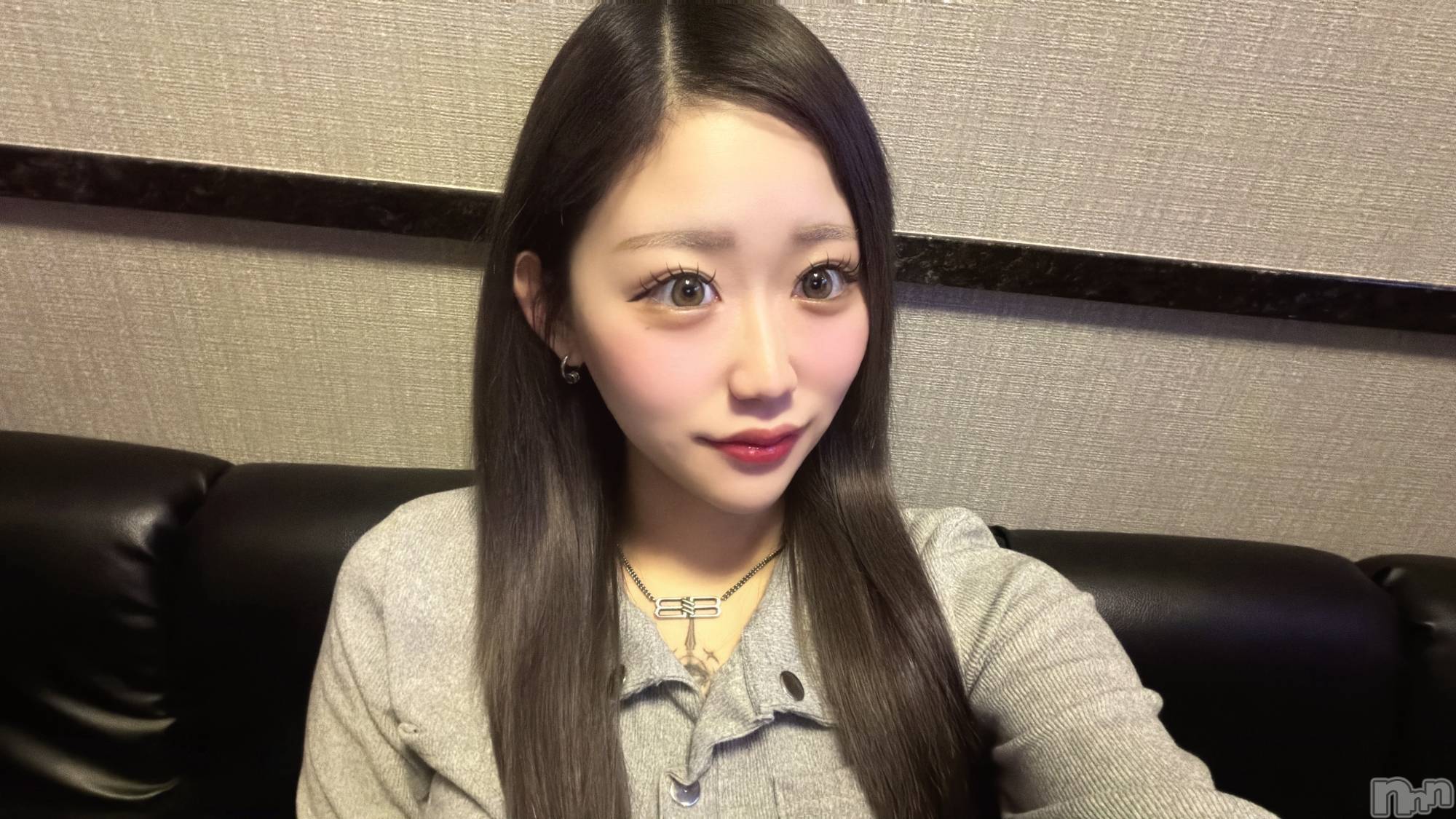 ���ܱ������ʥå��������륺�С�Lounge FLEUR(�饦�󥸥ե롼��) ��2026ǯ3��27���̥�֥�����3��27�� 18��00ʬ�Υ֥�����