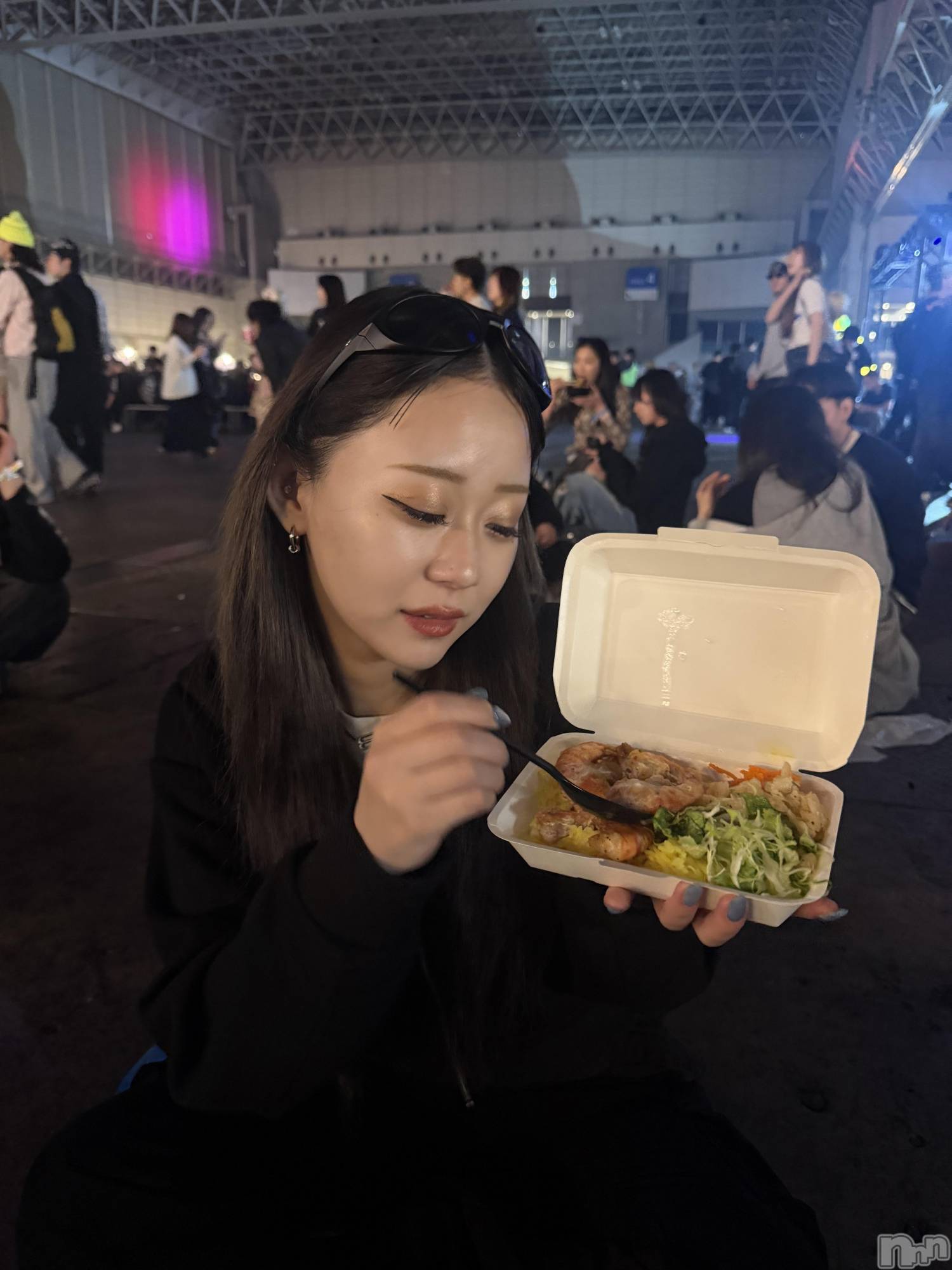 ���ܱ������ʥå��������륺�С�Lounge FLEUR(�饦�󥸥ե롼��) ��2026ǯ4��11���̥�֥����ֿ��٤���Τ���������Ƥޤ�����