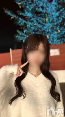 るる【体験】指名確定級(19) 身長165cm、スリーサイズB84(D).W53.H84。 Abel-アベル-在籍。