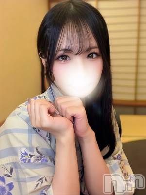 みなも(22) 身長165cm、スリーサイズB86(D).W57.H84。上越デリヘル BLUE BIRD上越店(ブルーバード上越店)在籍。