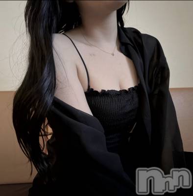新人☆初美 ゆき(18) 身長154cm、スリーサイズB89(F).W57.H87。新潟デリヘル Rouge(ルージュ)在籍。