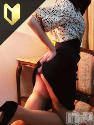 紫ノ宮(しのみや)　るい(30) 身長161cm、スリーサイズB82(C).W58.H87。新潟デリヘル BIANCA～主人の知らない私～新潟店(ビアンカニイガタテン)在籍。