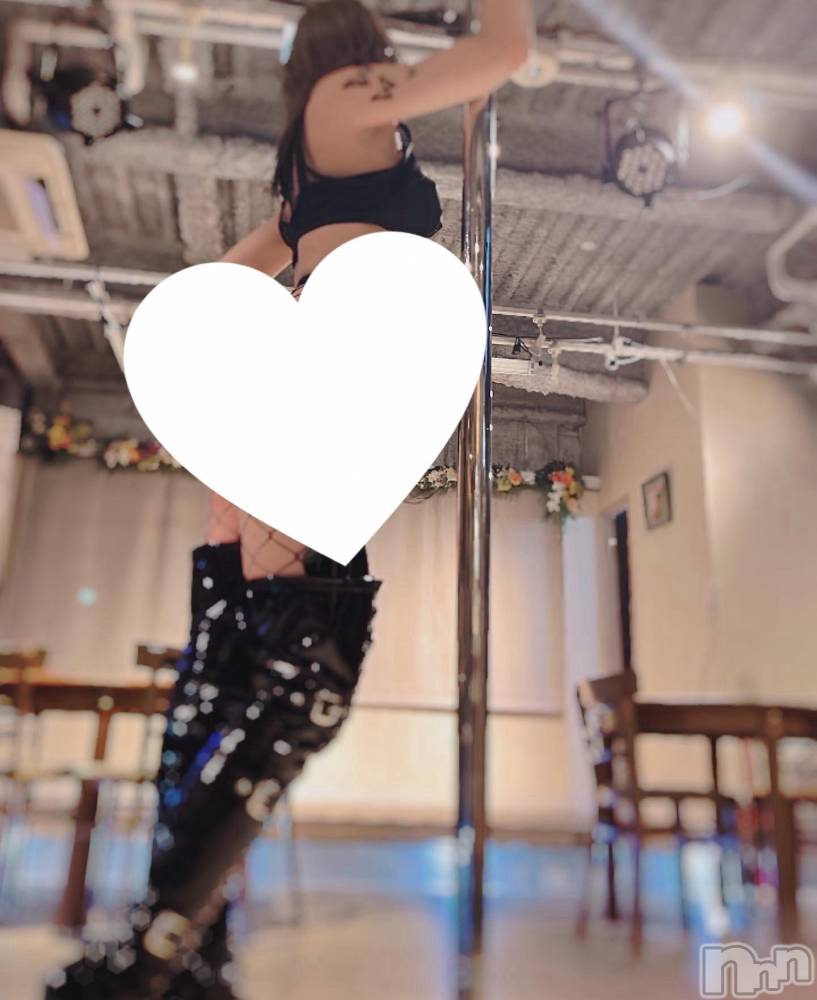 新潟ギャラ飲み今すぐ乾杯【ギャラ飲み】新潟コンパ(イマスグカンパイギャラノミニイガタコンパ) つぐみ(27)の3月27日写メブログ「チラ見せ～🍑」