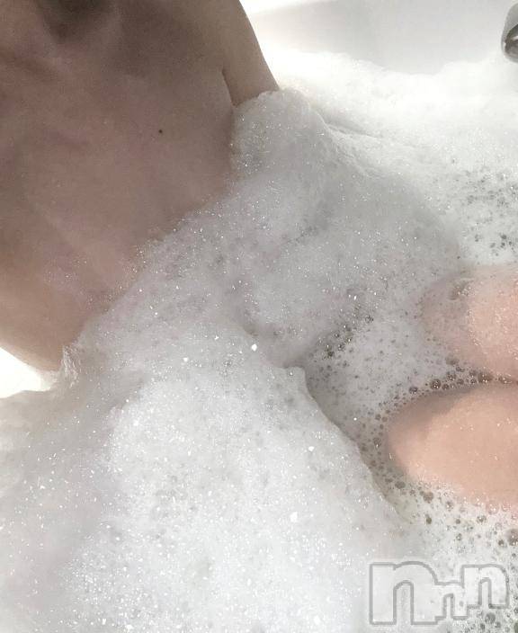 上越デリヘルBLUE BIRD上越店(ブルーバード上越店) いぶき(22)の1月26日写メブログ「一緒にあったまろ？🫧」