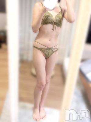 上越デリヘル BLUE BIRD上越店(ブルーバード上越店) いぶき(22)の3月8日写メブログ「こっちみて？？🥺🩷」