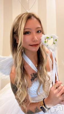 ��������ˤ��륹�ʥå��������륺�С���PAPiLLON(�ѥԥ��)�פΥ��㥹�ȡ֤ʤ��פξҲ����