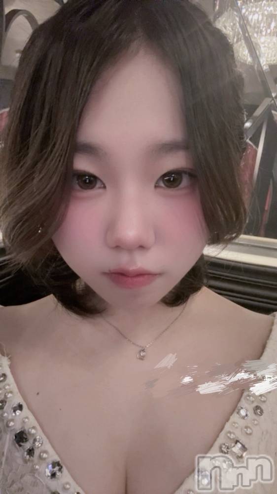 ���ܱ�������Х��顦�����club Eight(����֡�������) �ߤ���2��3���̥�֥����ֽж��档��.*���ߡ�