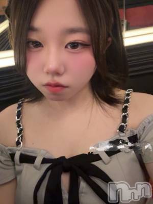 ���ܱ�������Х��顦�����club Eight(����֡�������) �ߤ�(19)��4��5���̥�֥������ԤäƤޤ���������