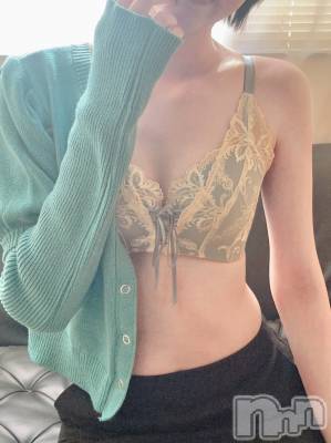 みれ(24) 身長173cm、スリーサイズB84(C).W57.H85。新潟デリヘル A(エース)在籍。