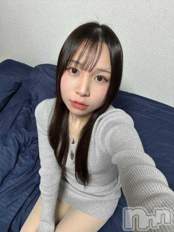 長岡デリヘルROOKIE(ルーキー)あゆな☆プラチナ(20)の2026年2月4日写メブログ「寝るまえに」