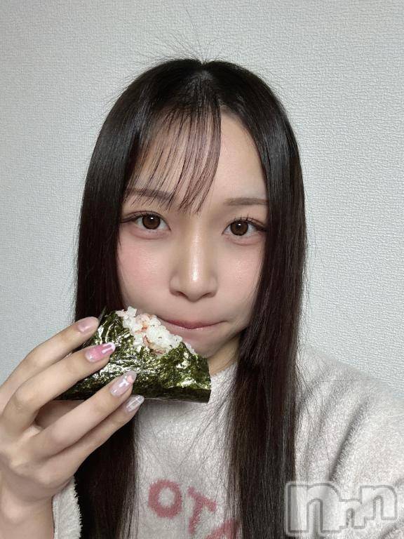 長岡デリヘルROOKIE(ルーキー)あゆな☆プラチナ(20)の2026年2月8日写メブログ「ごはん食べる」