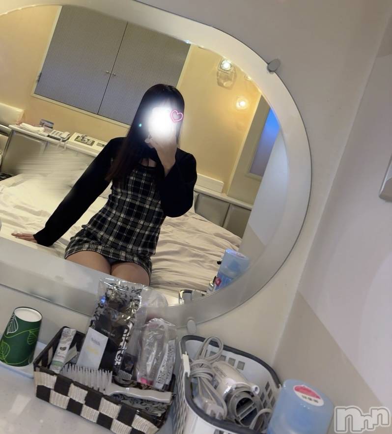 上越デリヘルらぶらぶ　地域密着!!地元新潟女性と会える店(ラブラブ) 【初出勤】ななえ☆事前予約必須！(23)の2月19日写メブログ「明日初出勤です(๑>◡<๑)🌟」