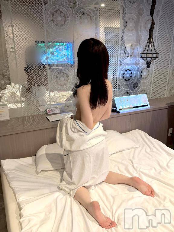 新潟デリヘルMelt(メルト)ゆき(20)の2026年5月4日写メブログ「    今だけの秘密サービス…🤍」