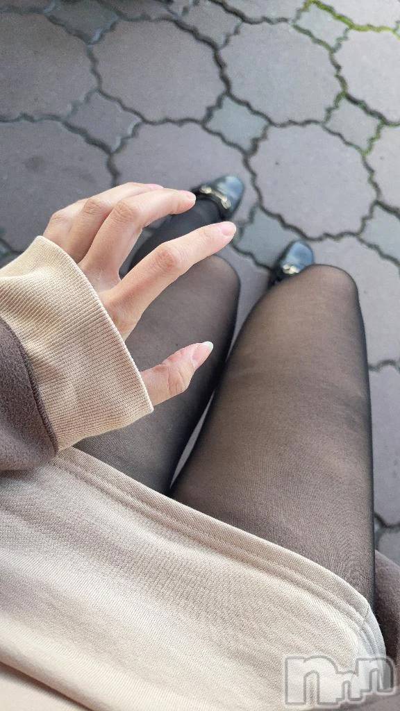 新潟デリヘル新潟デリヘル委員会 HOPE -ホープ-(ニイガタデリヘルイインカイホープ)みれい☆デリヘル(32)の2026年4月3日写メブログ「待ってます👊🏻 ᷇ᵕ  ᷆  )」