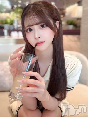 さや(20) 身長164cm、スリーサイズB88(E).W56.H84。上越デリヘル BLUE BIRD上越店(ブルーバード上越店)在籍。