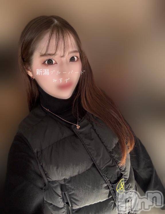 上越デリヘルBLUE BIRD上越店(ブルーバード上越店)みすず(18)の2026年3月9日写メブログ「電マって…🥺💕」