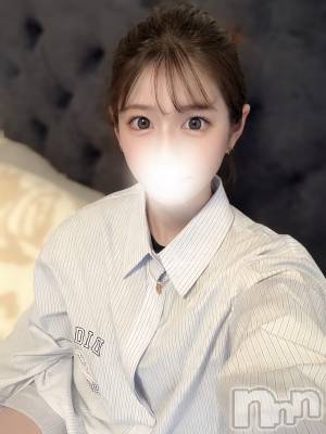 みすず(18) 身長148cm、スリーサイズB85(B).W56.H85。上越デリヘル BLUE BIRD上越店(ブルーバード上越店)在籍。