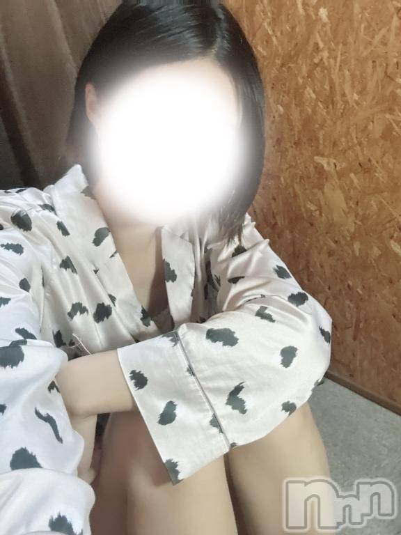 新潟デリヘルsleepy girl(スリーピーガール)なるみちゃん(22)の2026年9月6日写メブログ「やほ🙌」