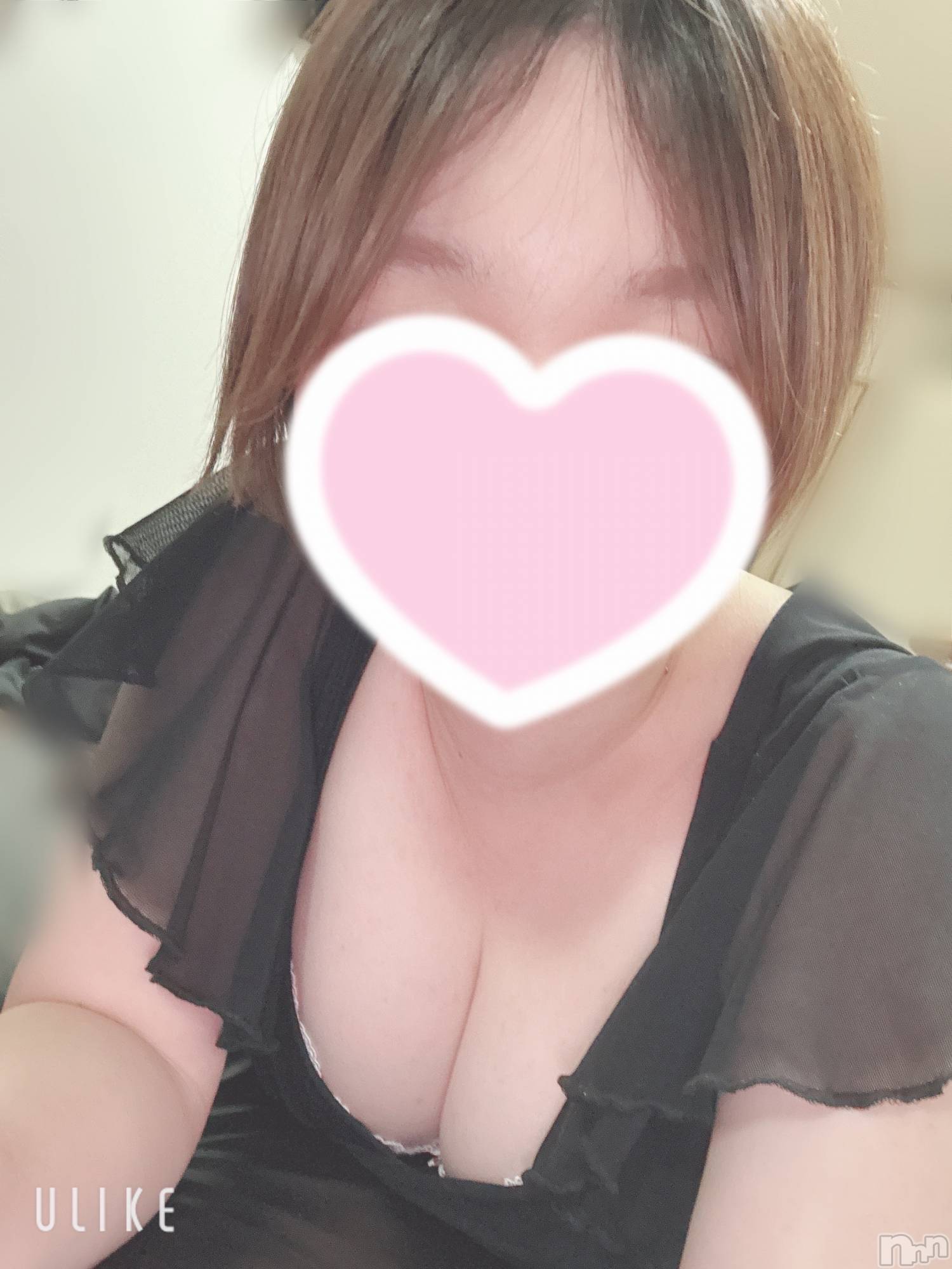新潟メンズエステTHE PREMIUM SPA(ザ プレミアムスパ)【新人】黒木ありさ(23)の2026年10月13日写メブログ「夜の出勤はレアだよ🫵🏻💖」