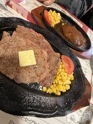 新潟デリヘル Cocoru(ココル) いと(26)の4月16日写メブログ「まみぃとステーキ食べたよはーと」