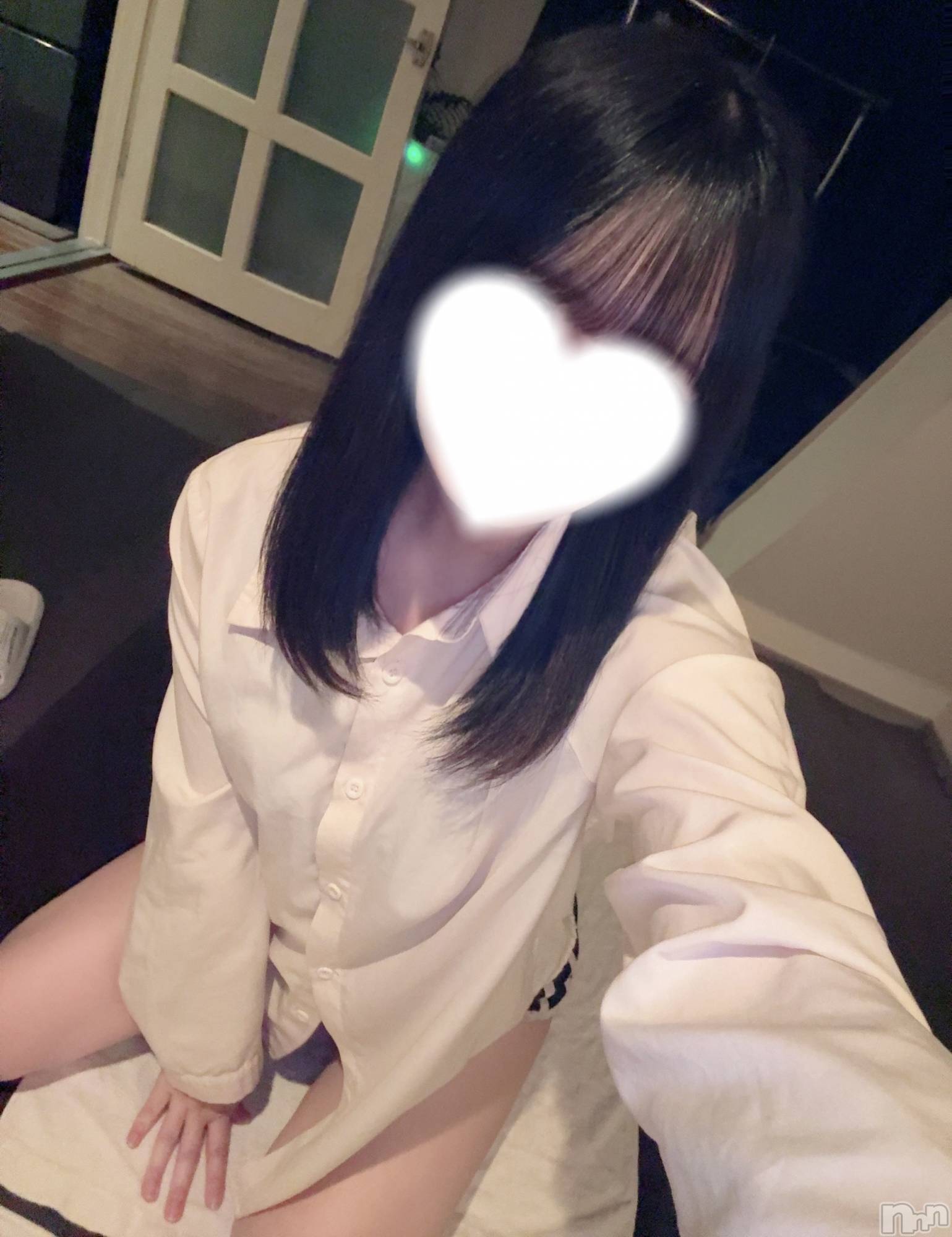 新潟メンズエステTHE PREMIUM SPA(ザ プレミアムスパ)姫乃まゆ(20)の2026年10月20日写メブログ「どっちがすき？」