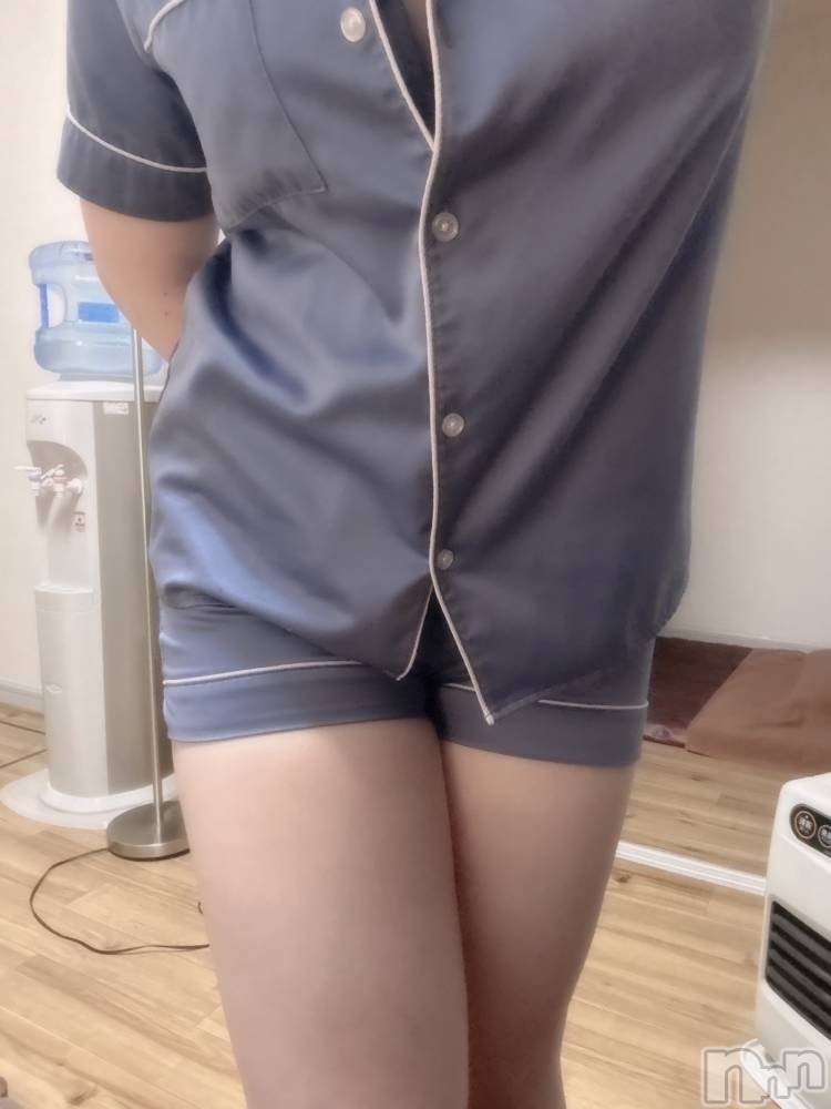 新潟メンズエステMYIRO　-マイロ-(マイロ) ねね(25)の4月11日写メブログ「21時から出勤します🤍」