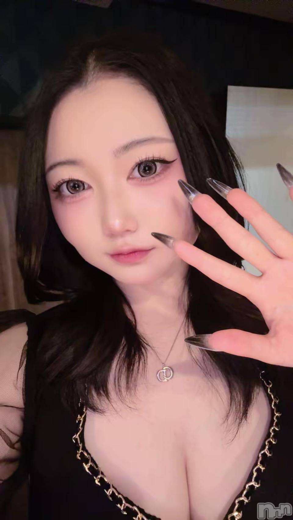 ��Į���ʥå��������륺�С�Lounge Lily(�饦�󥸥�꡼) ��2026ǯ3��7���̥�֥����ֽ鸫���󤤤�ä��㤤🙌🏻��