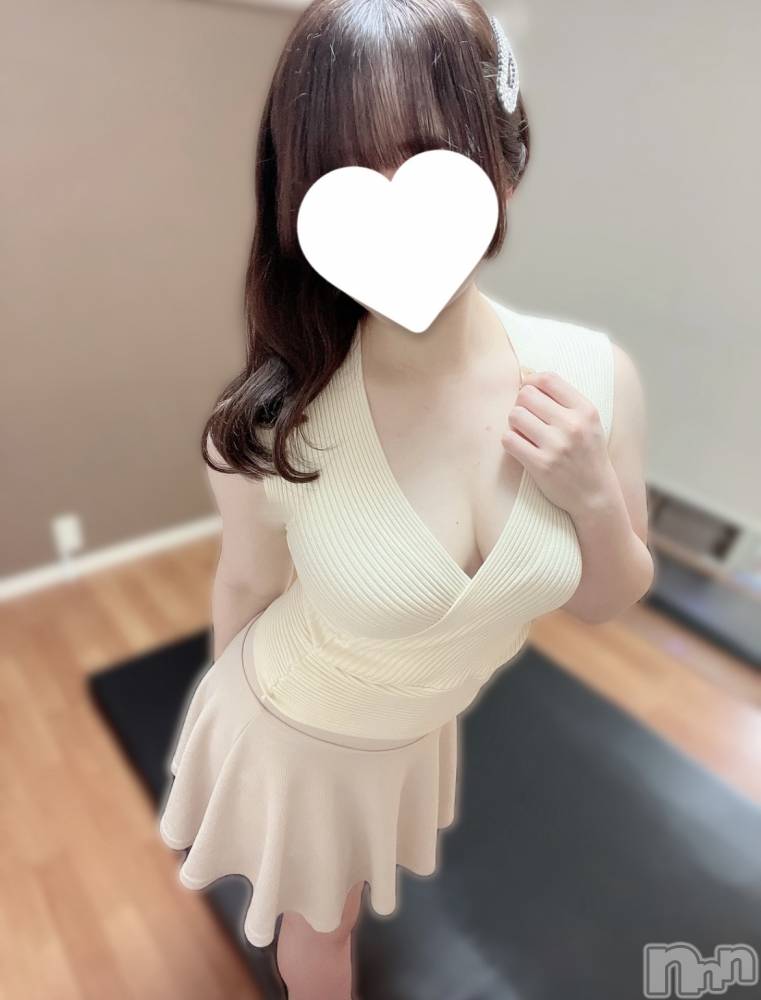 新潟メンズエステ愛ぃ撫 -アィーブ-(アイーブ) めい(27)の3月8日写メブログ「愛ぃ撫のめいです🤍ブログはじめました🤍」