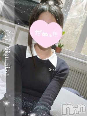 りさ(27) 身長162cm、スリーサイズB82(D).W60.H81。新潟メンズエステ 愛ぃ撫 -アィーブ-(アイーブ)在籍。