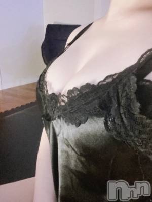 新潟メンズエステ 愛ぃ撫 -アィーブ-(アイーブ) なな(24)の4月1日写メブログ「そこ、反応しちゃうよね🙈💗」