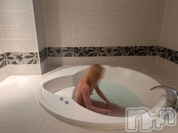 新潟デリヘル新潟デリヘル倶楽部(ニイガタデリヘルクラブ)はち(18)の2026年4月22日写メブログ「かけあいっこする？」