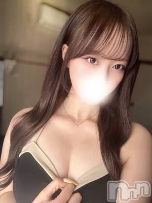 あんな(20) 身長171cm、スリーサイズB87(E).W57.H84。上越デリヘル BLUE BIRD上越店(ブルーバード上越店)在籍。