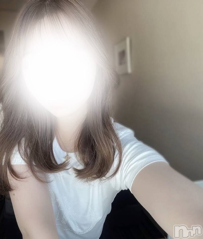 新潟メンズエステ(シャネル)の2026年3月31日お店速報「本日デビュー✨新セラピストのご紹介🌟」